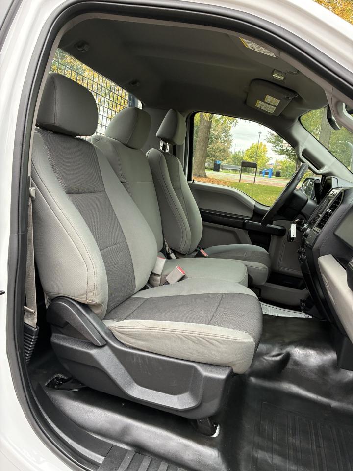 Ford F-150 XL 8-ft. Bed 2WD 2017