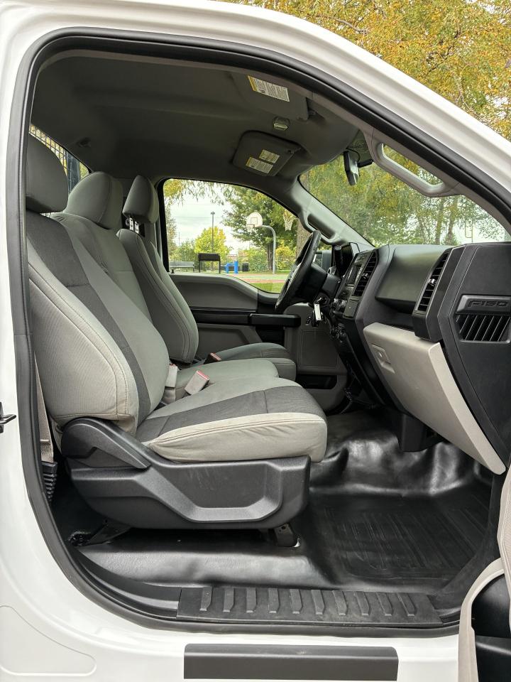 Ford F-150 XL 8-ft. Bed 2WD 2017