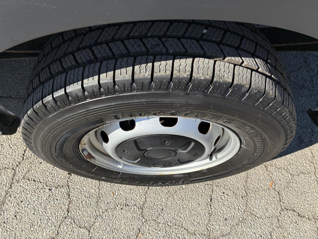 Ford Transit 150 Van Low Roof w/Sliding Pass. 130-in. WB 2020
