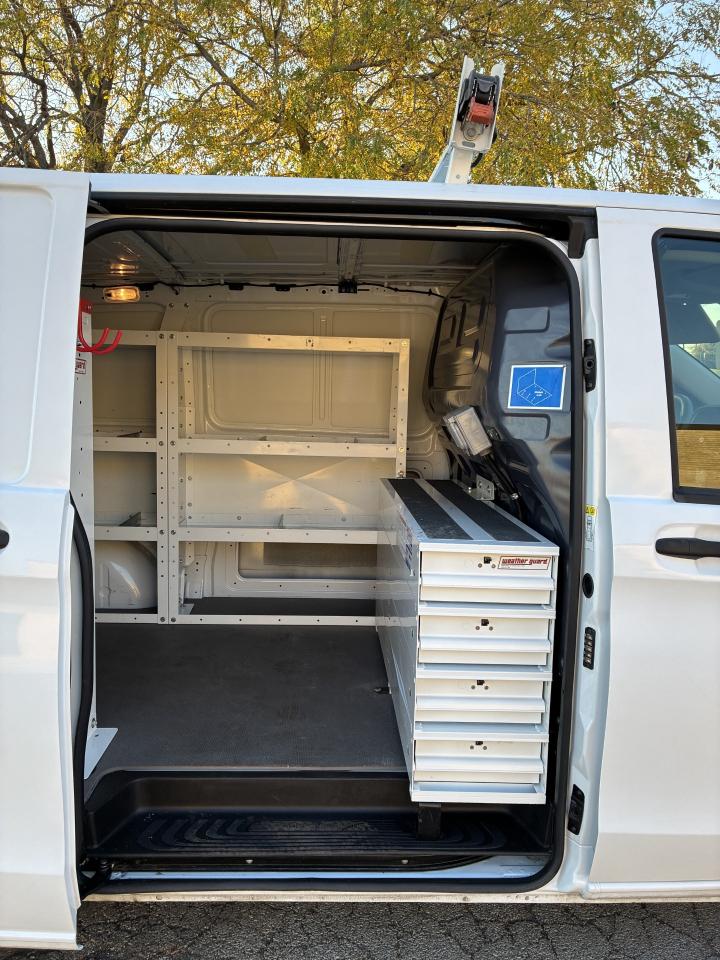 Mercedes-Benz Metris Cargo Van 2017