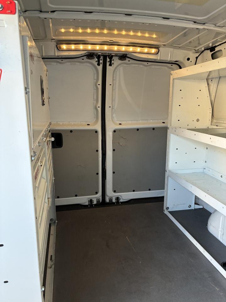 Mercedes-Benz Metris Cargo Van 2017