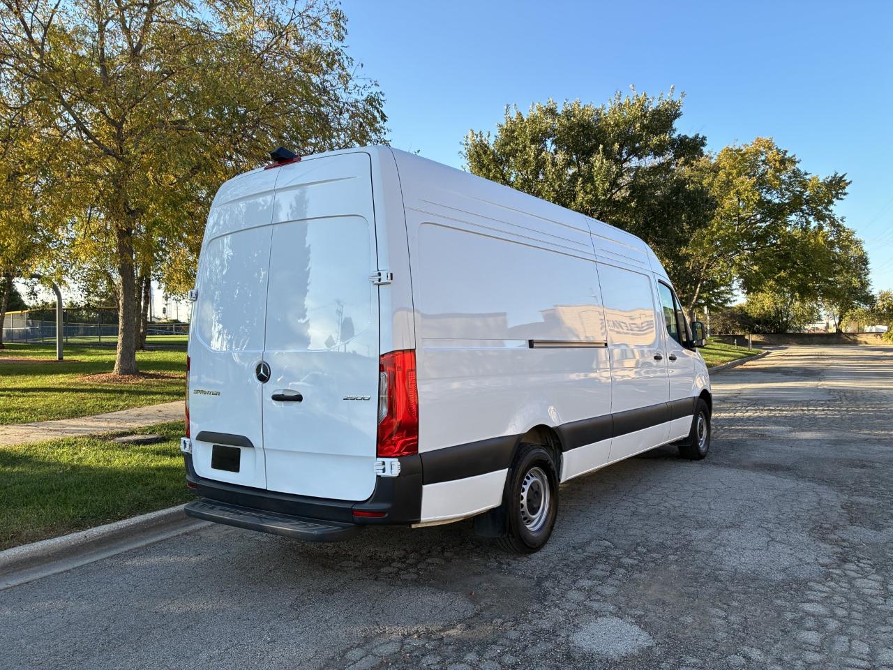 Mercedes-Benz Sprinter 2500 170-in. WB 2025