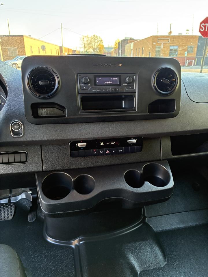 Mercedes-Benz Sprinter 2500 170-in. WB 2025