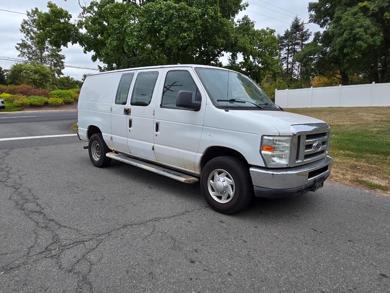 2010 Ford Econoline E-250