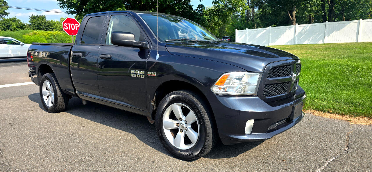 RAM 1500 Tradesman Quad Cab 4WD 2013 RAM 1500 Tradesman Quad Cab 4WD 2013