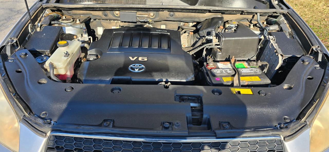 Toyota RAV4 Limited V6 4WD 2009