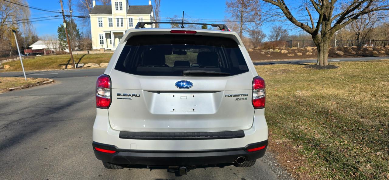 Subaru Forester 2.5i Limited 2014