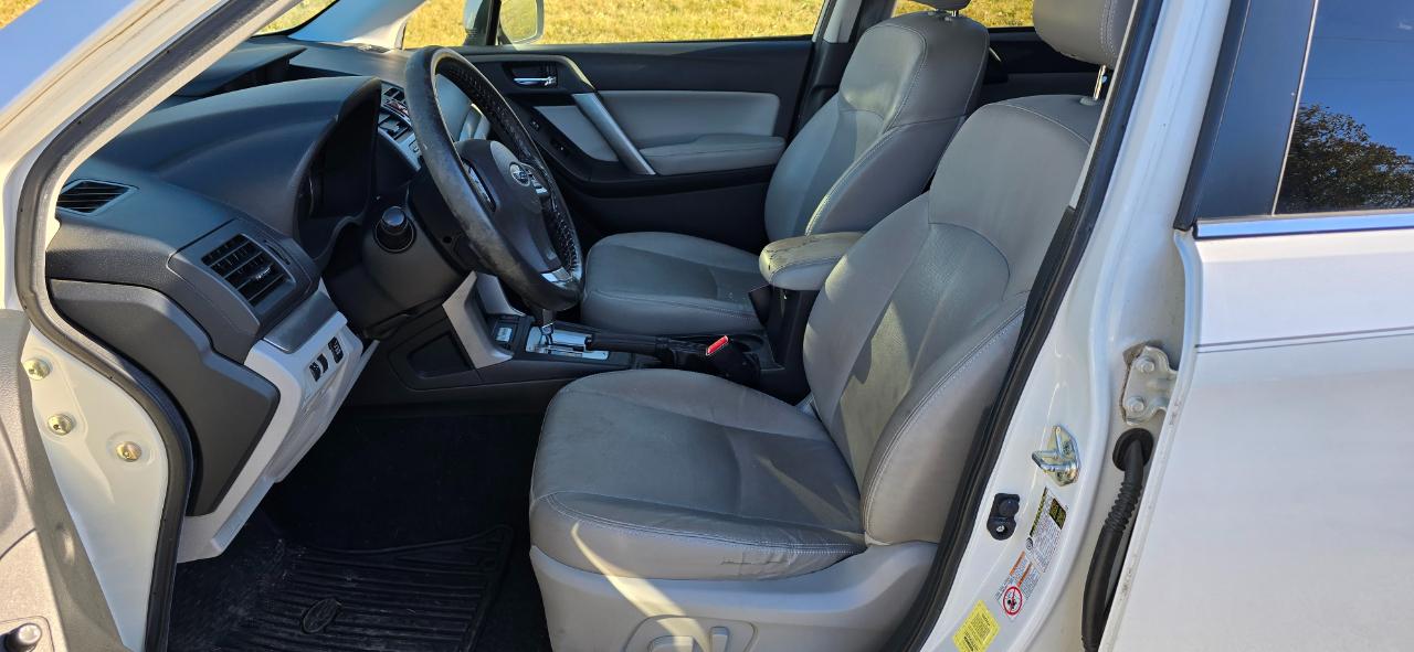 Subaru Forester 2.5i Limited 2014