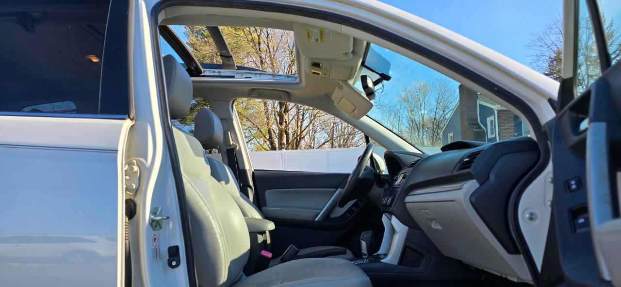 Subaru Forester 2.5i Limited 2014