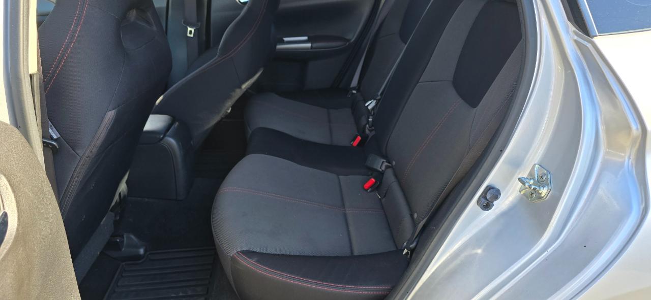 Subaru Impreza WRX 5-Door 2011