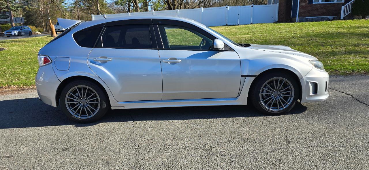 Subaru Impreza WRX 5-Door 2011