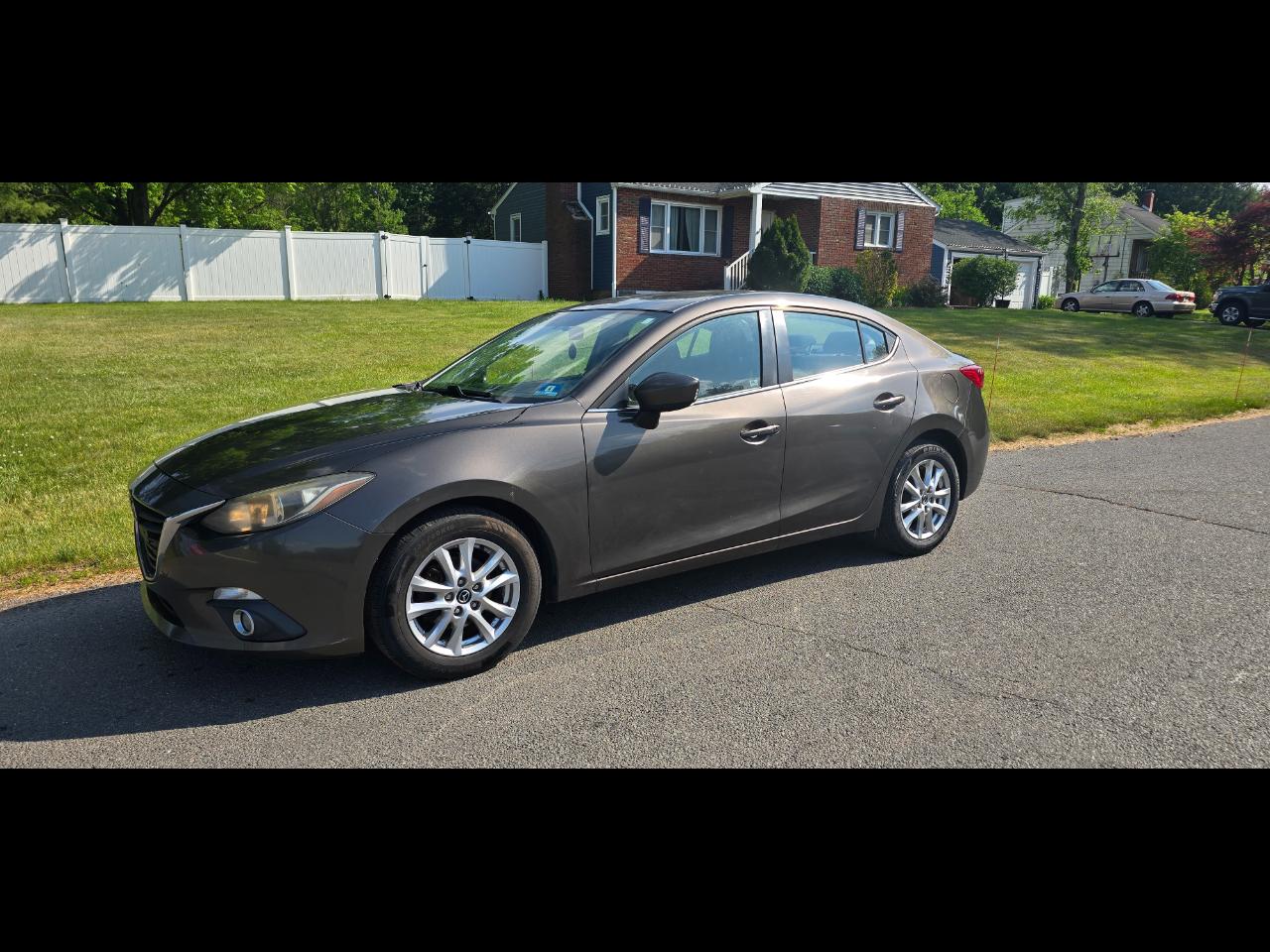 2014 Mazda MAZDA3 i Touring AT 4-Door