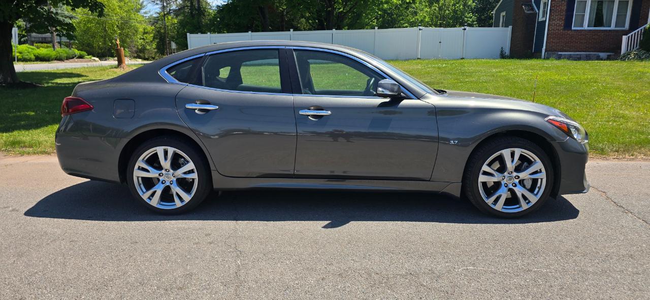 Infiniti Q70 3.7 AWD 2015