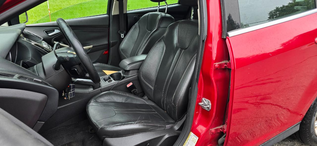 Ford Focus SEL 2012