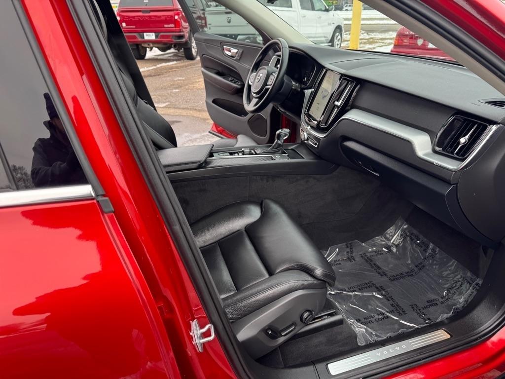 Volvo XC60 T5 AWD Momentum 2019