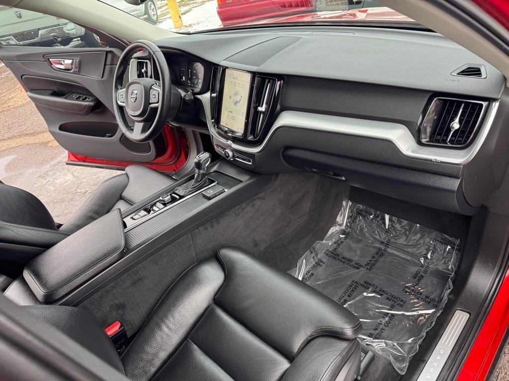 Volvo XC60 T5 AWD Momentum 2019