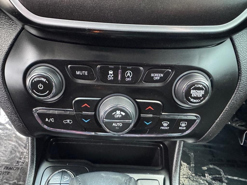 Jeep Cherokee Trailhawk 4x4 2021