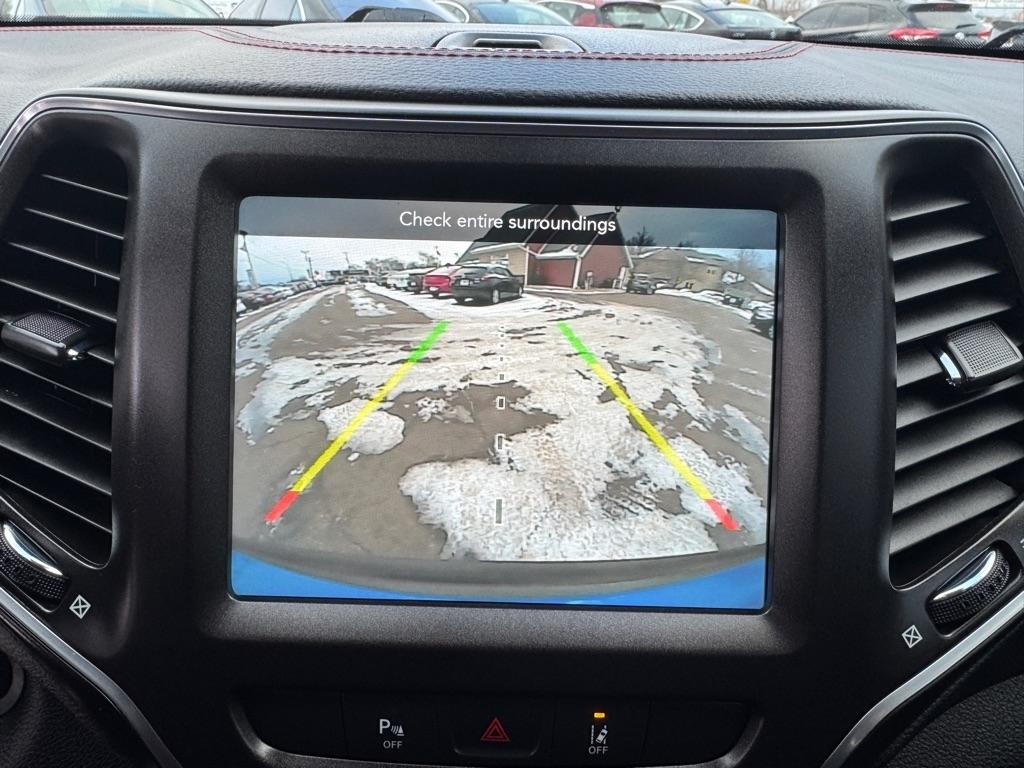 Jeep Cherokee Trailhawk 4x4 2021