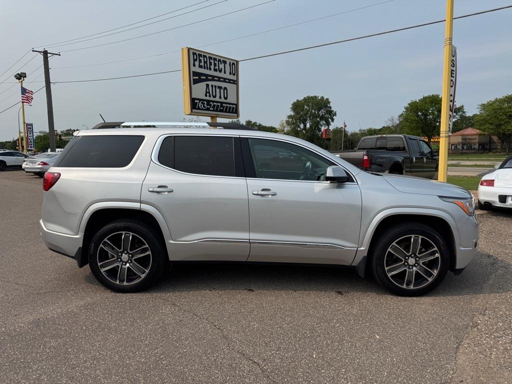 GMC Acadia AWD 4dr Denali 2017