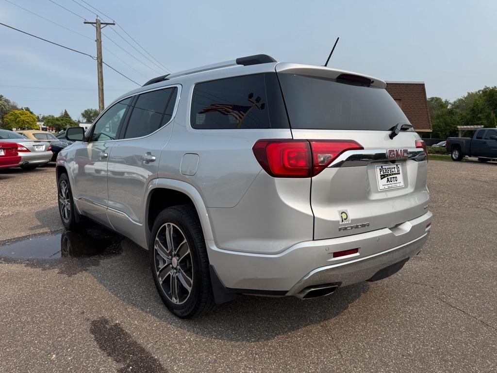 GMC Acadia AWD 4dr Denali 2017