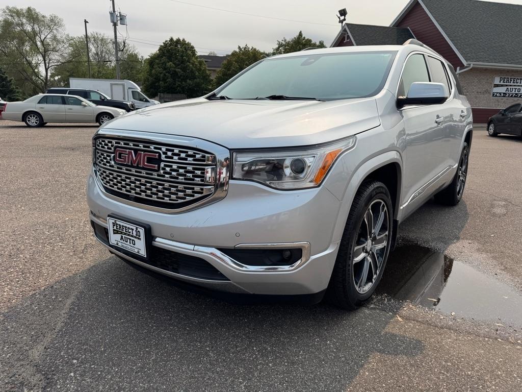 GMC Acadia AWD 4dr Denali 2017