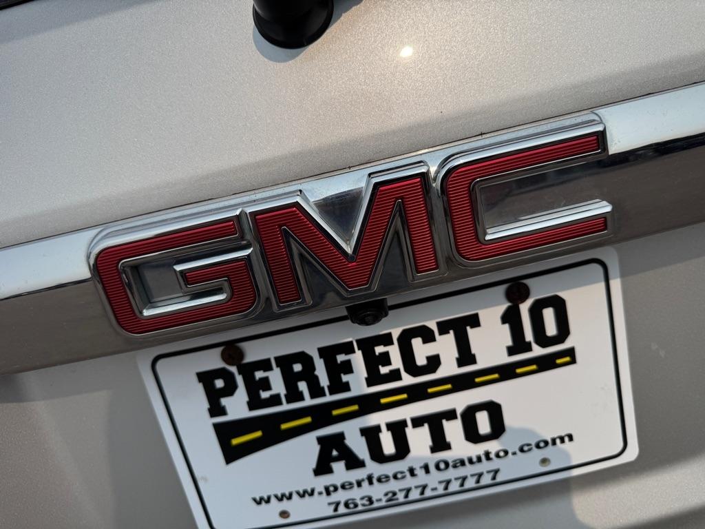 GMC Acadia AWD 4dr Denali 2017