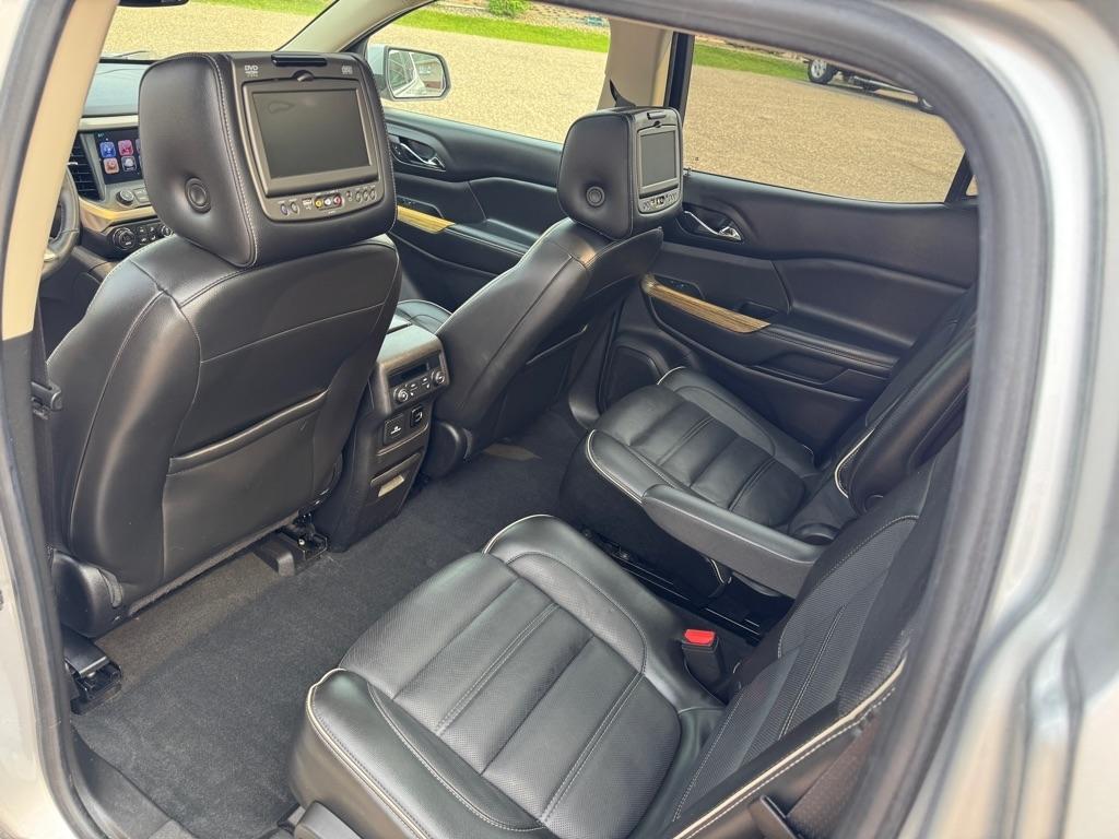 GMC Acadia AWD 4dr Denali 2017