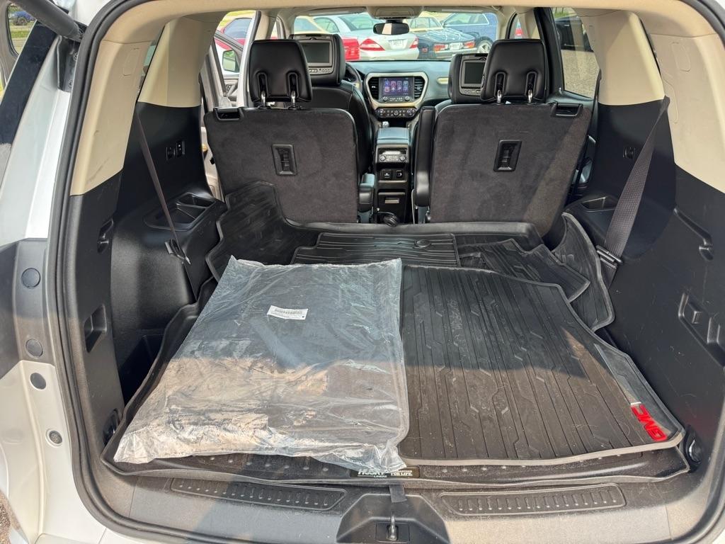 GMC Acadia AWD 4dr Denali 2017