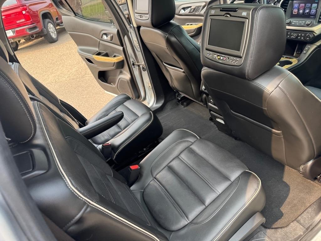 GMC Acadia AWD 4dr Denali 2017