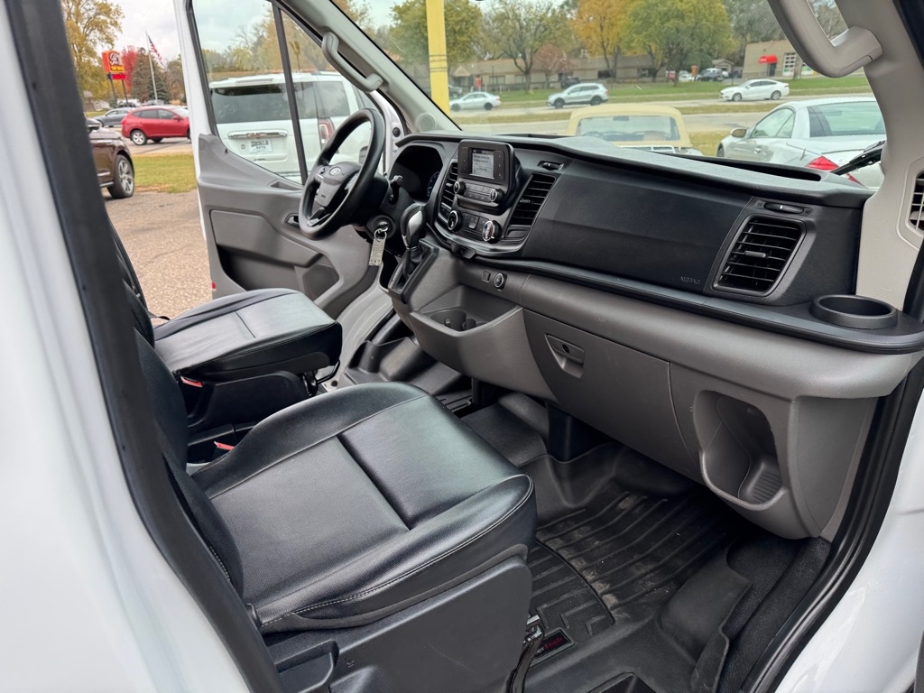 Ford Transit Cargo Van T-250 148" Hi Rf 9070 GVWR RWD 2020 Ford Transit Cargo Van T-250 148" Hi Rf 9070 GVWR RWD 2020