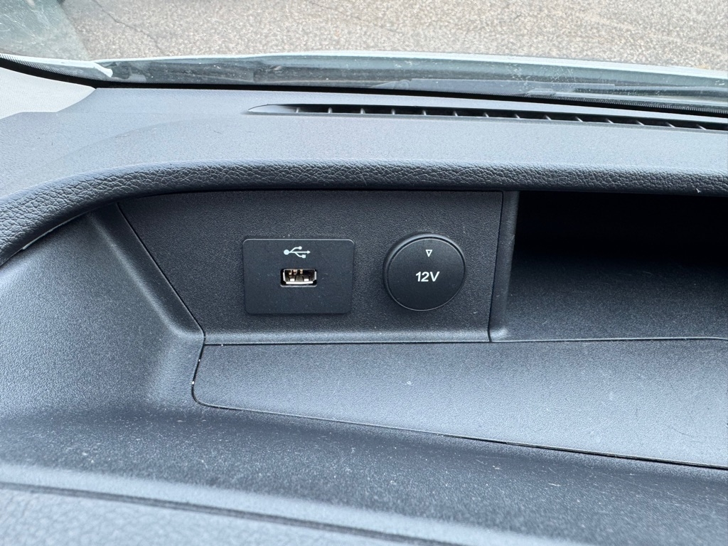 Ford Transit Cargo Van T-250 148" Hi Rf 9070 GVWR RWD 2020 Ford Transit Cargo Van T-250 148" Hi Rf 9070 GVWR RWD 2020