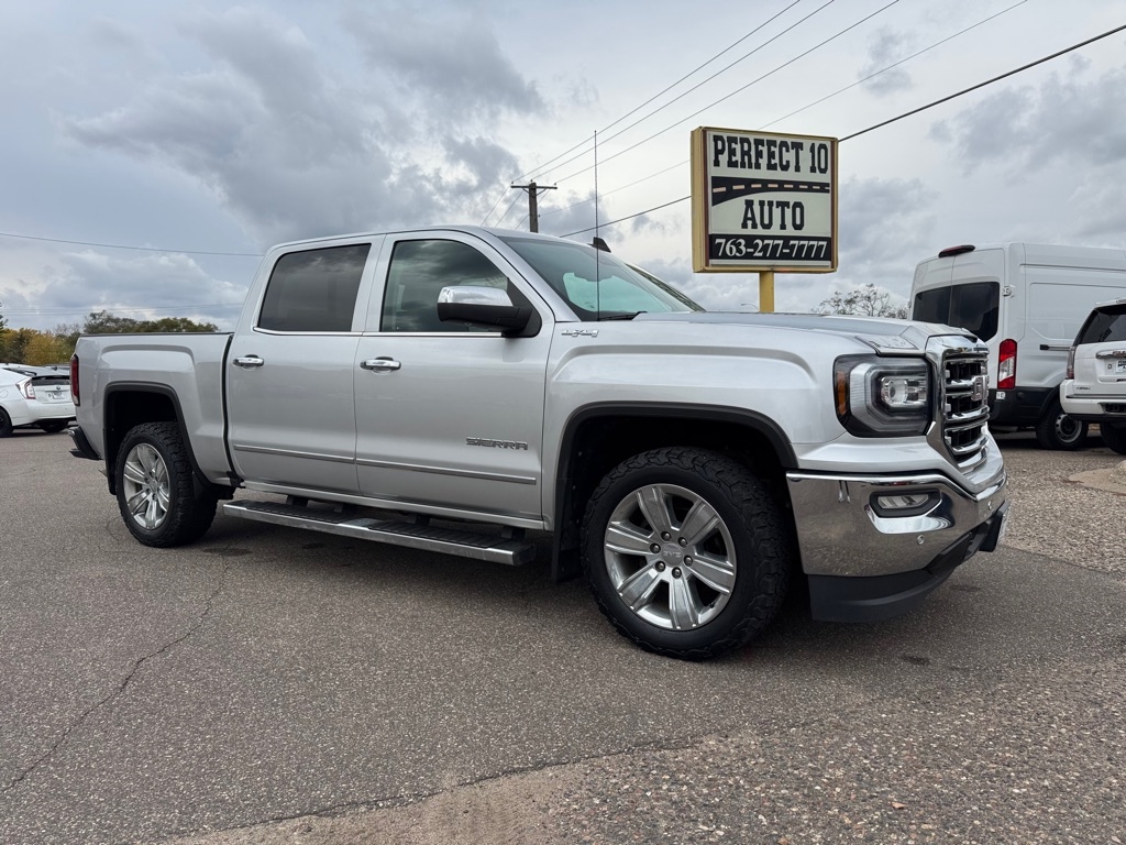 GMC Sierra 1500 4WD Crew Cab 143.5" SLT 2017 GMC Sierra 1500 4WD Crew Cab 143.5" SLT 2017