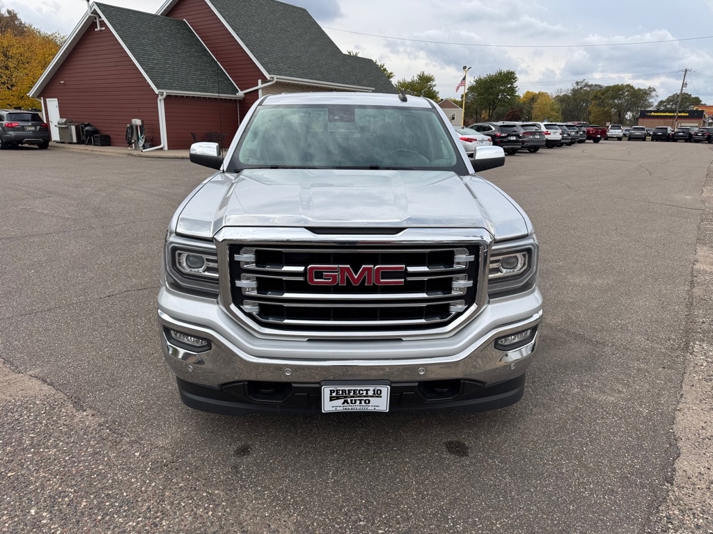GMC Sierra 1500 4WD Crew Cab 143.5" SLT 2017 GMC Sierra 1500 4WD Crew Cab 143.5" SLT 2017