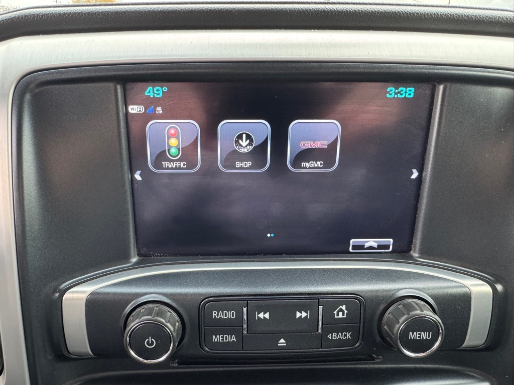 GMC Sierra 1500 4WD Crew Cab 143.5" SLT 2017 GMC Sierra 1500 4WD Crew Cab 143.5" SLT 2017