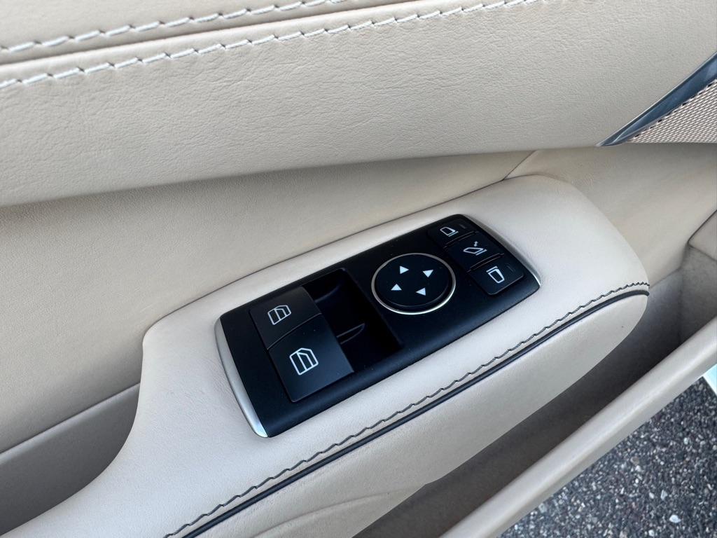 Mercedes-Benz SL AMG SL 63 Roadster 2017