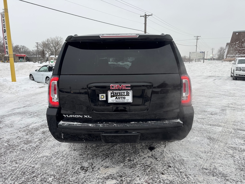 GMC Yukon XL 4WD 4dr SLT 2017