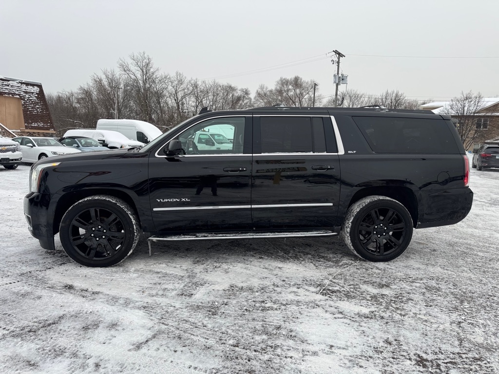 GMC Yukon XL 4WD 4dr SLT 2017