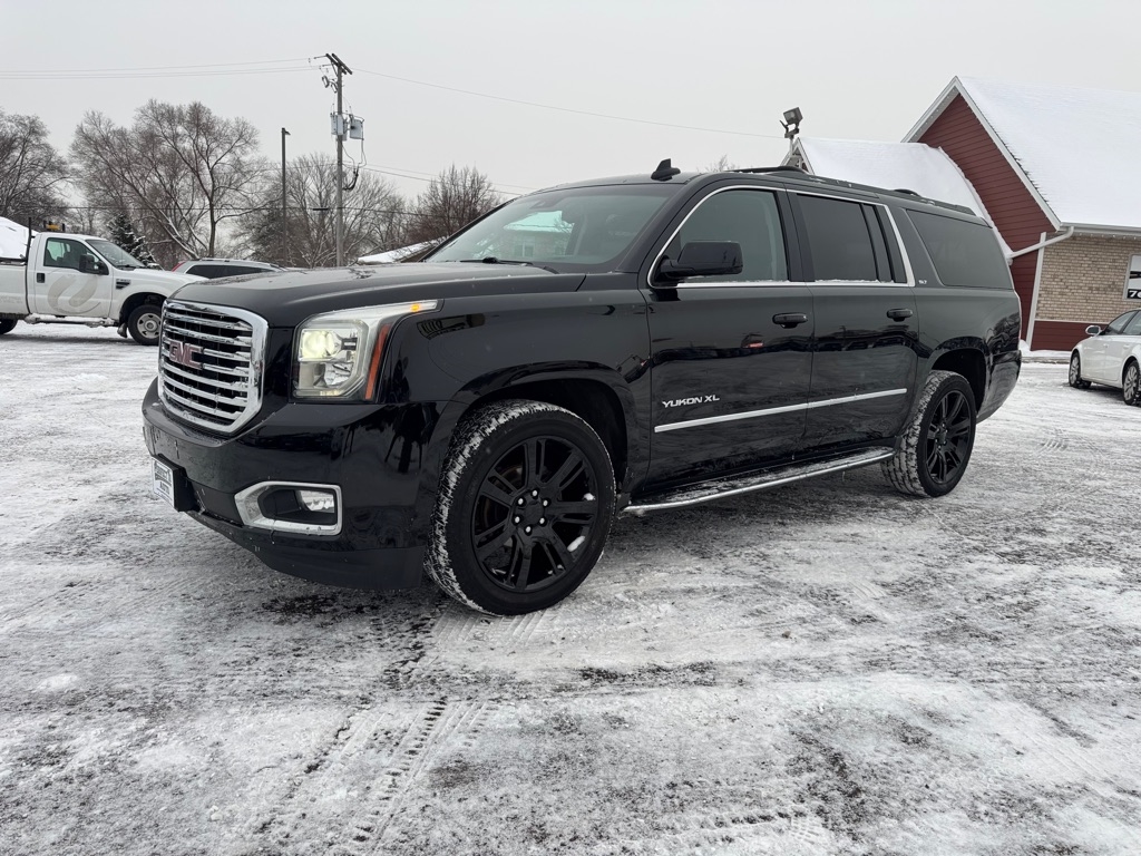GMC Yukon XL 4WD 4dr SLT 2017