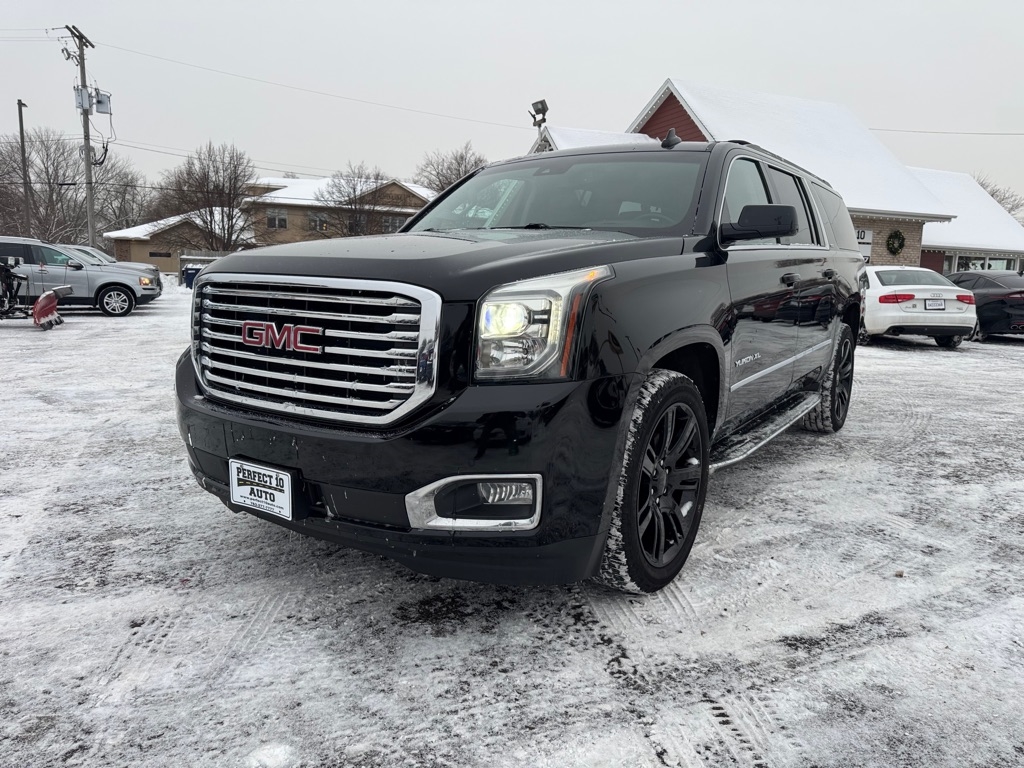 GMC Yukon XL 4WD 4dr SLT 2017