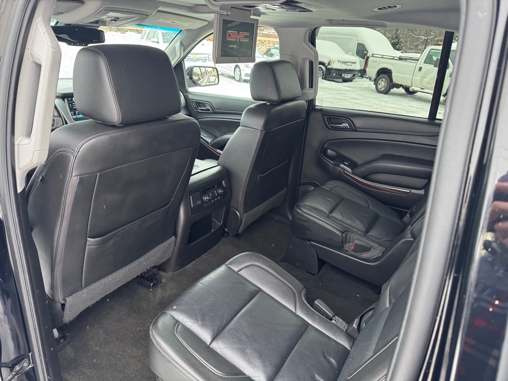 GMC Yukon XL 4WD 4dr SLT 2017