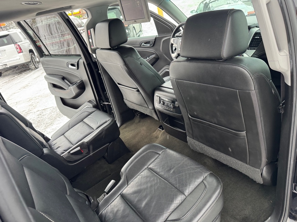 GMC Yukon XL 4WD 4dr SLT 2017