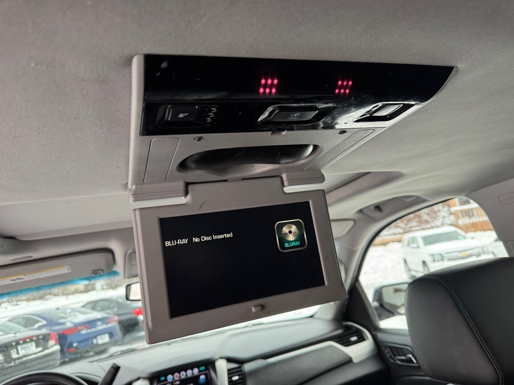 GMC Yukon XL 4WD 4dr SLT 2017