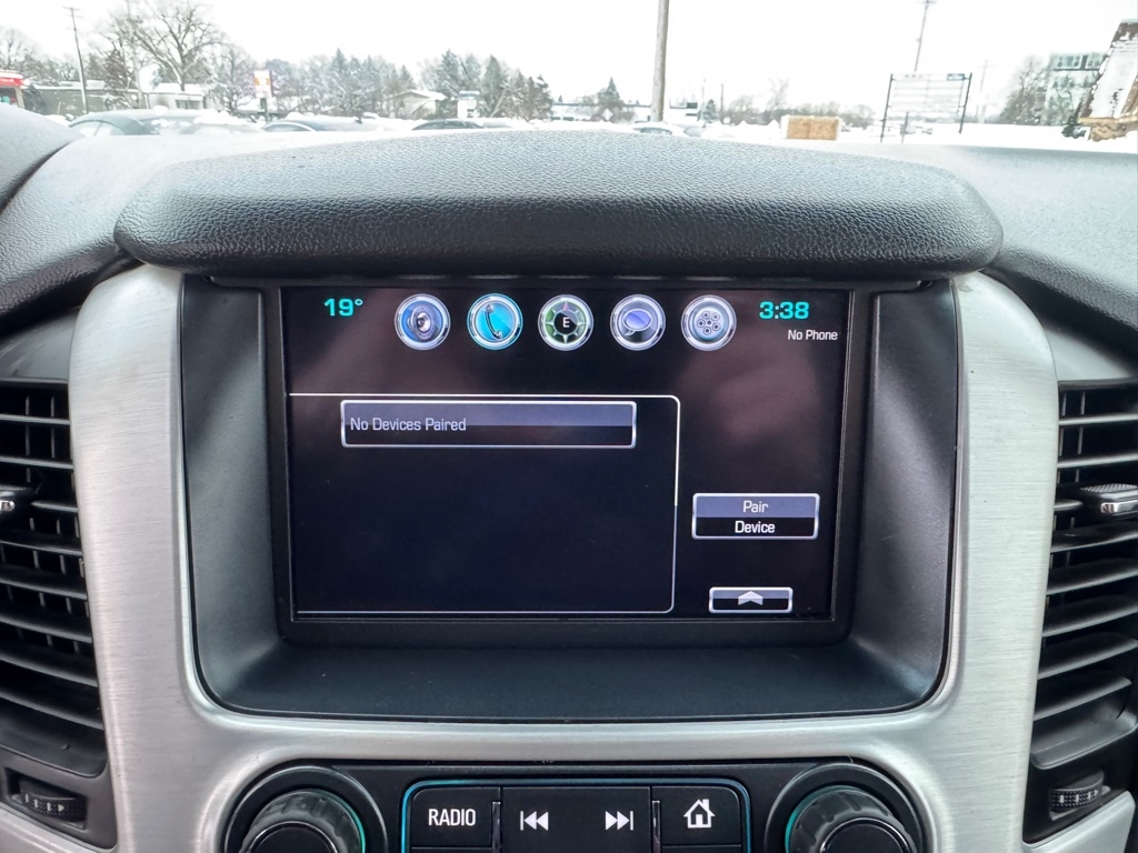 GMC Yukon XL 4WD 4dr SLT 2017