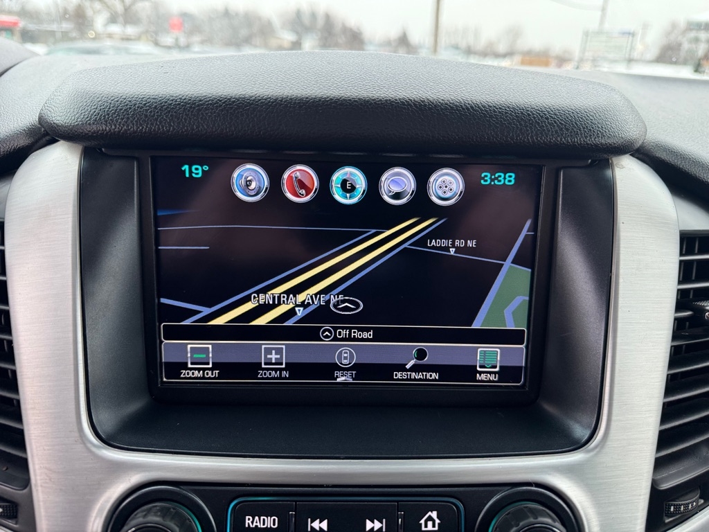 GMC Yukon XL 4WD 4dr SLT 2017