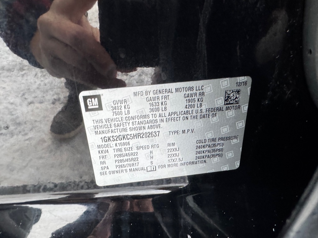 GMC Yukon XL 4WD 4dr SLT 2017