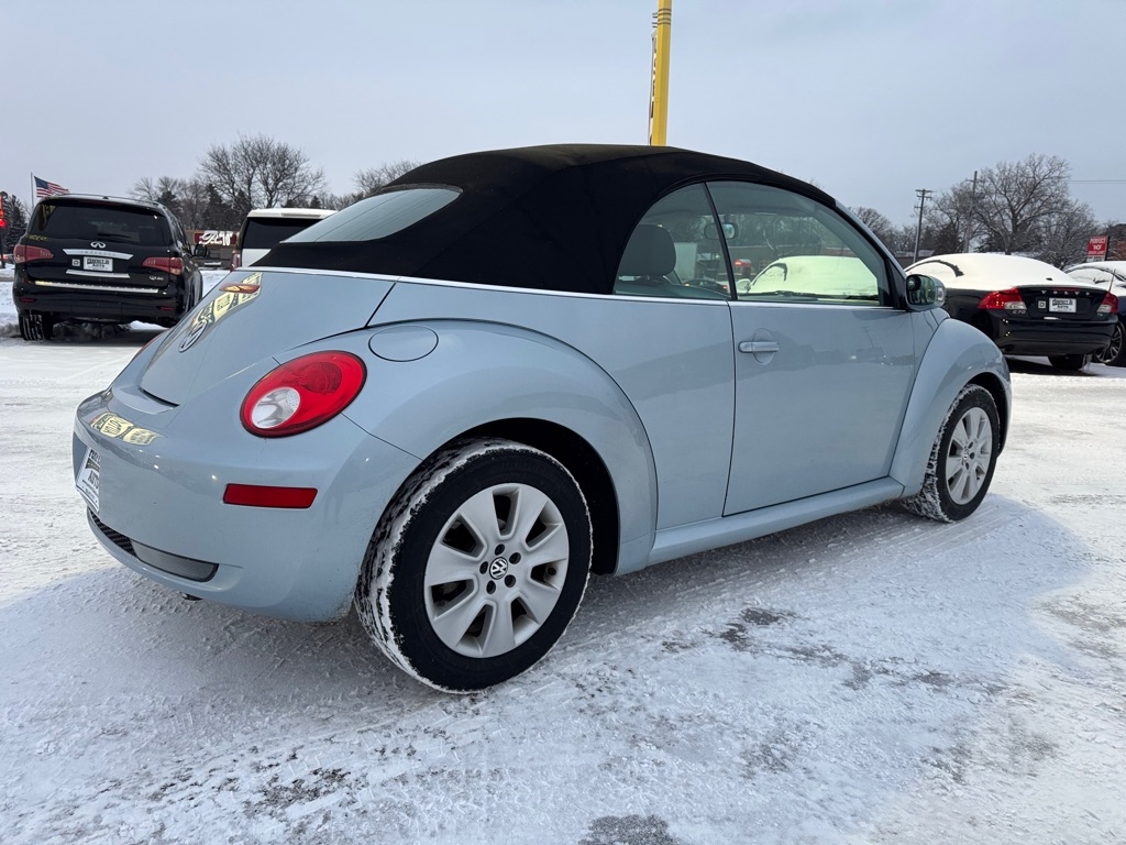Volkswagen New Beetle Convertible 2dr Auto S 2009