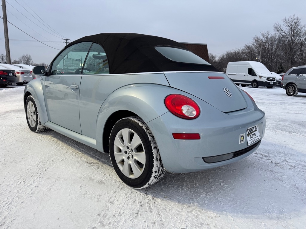 Volkswagen New Beetle Convertible 2dr Auto S 2009
