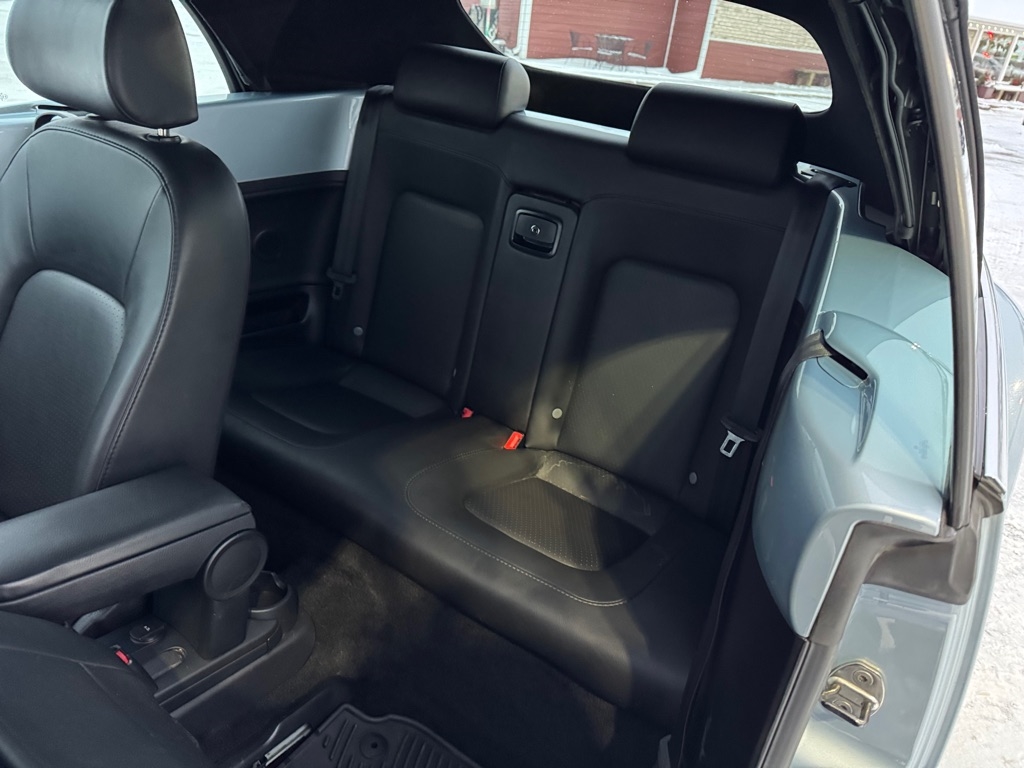 Volkswagen New Beetle Convertible 2dr Auto S 2009