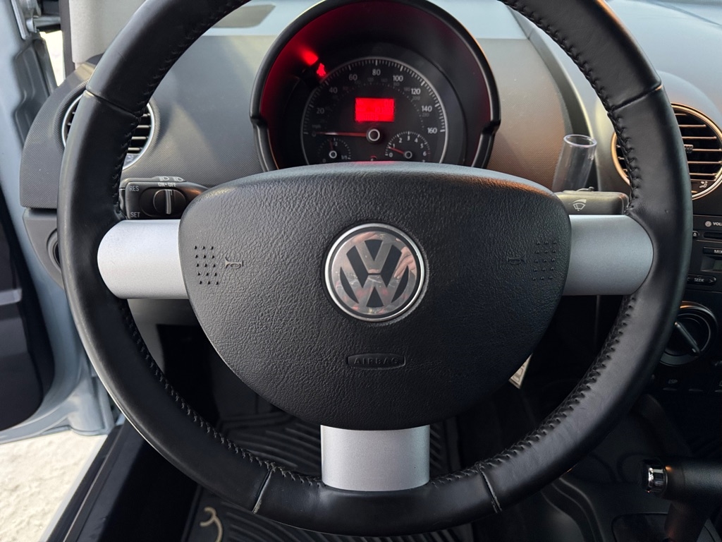 Volkswagen New Beetle Convertible 2dr Auto S 2009