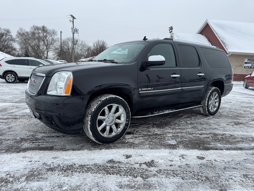 GMC Yukon XL Denali AWD 4dr 1500 2008